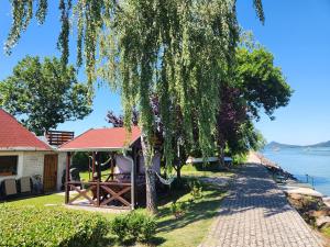 Φυσικό τοπίο κοντά σε αυτή η παραθεριστική κατοικία