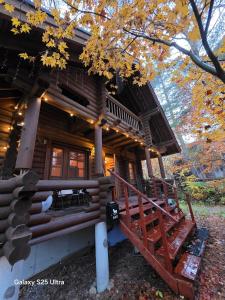 Το κτήριο όπου στεγάζεται  η παραθεριστική κατοικία