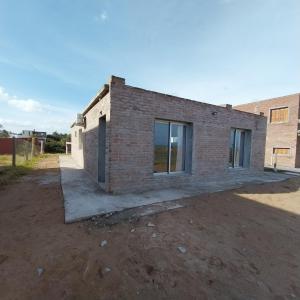 Το κτήριο όπου στεγάζεται  η παραθεριστική κατοικία +13 φωτογραφίες