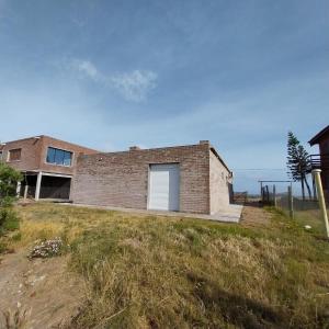 Το κτήριο όπου στεγάζεται  η παραθεριστική κατοικία