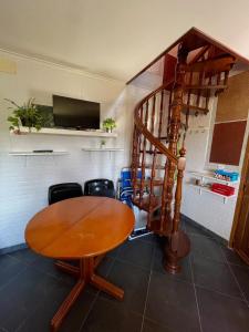 TV a/nebo společenská místnost v ubytování Casa Rural en la montaña