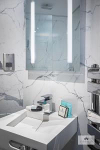 Φωτογραφία από το άλμπουμ του 2Bedroom apartment by the castle στο Εδιμβούργο