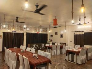 Εστιατόριο ή άλλο μέρος για φαγητό στο Tiger Home Stay Resort