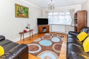 TV/trung tâm giải trí tại Heathrow Horizon Homestay