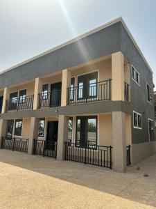 Tòa nhà nơi căn hộ tọa lạc