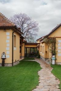 Fotografie z fotogalerie ubytování Romantic Escape at Joyard v destinaci Porumbacu de Sus