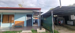 Το κτήριο όπου στεγάζεται  το διαμέρισμα