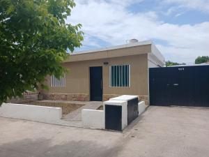 Το κτήριο όπου στεγάζεται  η παραθεριστική κατοικία