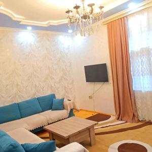 Μια τηλεόραση ή/και κέντρο ψυχαγωγίας στο Lerik renthouse +7 φωτογραφίες