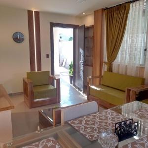 Photo de la galerie de l'établissement Departamento de 2 dormitorios en la Victoria, cerca de las Universidades con garaje gratis, à Ibarra 38 autres photos