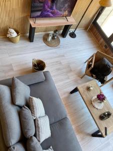 Et opholdsområde på Cabaña El Sauce Estilo Nordico en Villa Meliquina Neuquen