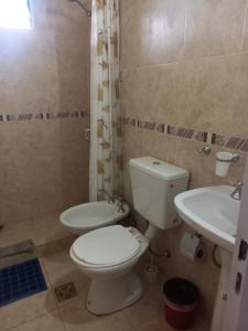 Ένα μπάνιο στο Departamentos Rimasha