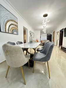 Istumisnurk majutusasutuses Modern and fully equipped house in Samaná