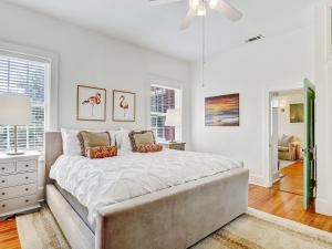 Ένα ή περισσότερα κρεβάτια σε δωμάτιο στο Drayton Place 3 +26 φωτογραφίες