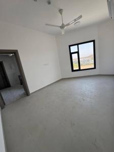 Φωτογραφία από το άλμπουμ του شقة في موقع مميز σε Maţār as Sīb ad Duwalī