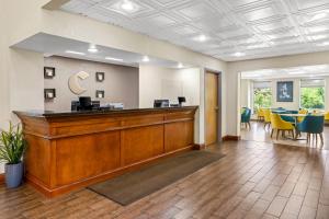 Ο χώρος του λόμπι ή της ρεσεψιόν στο Comfort Inn & Suites Walterboro I-95 +37 φωτογραφίες