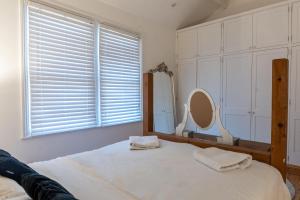 Galeriebild der Unterkunft Gorgeous Double Room with High Ceiling in Bexley