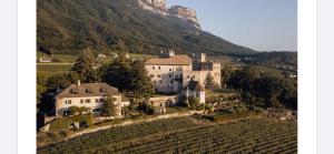 Peisaj natural din apropierea acestui hotel