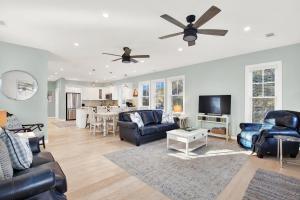 Χώρος καθιστικού στο Coastal Livin'