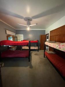 En eller flere senge i et værelse på perfecta casa en Cordoba