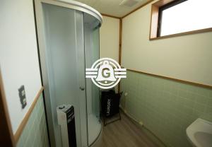 O baie la 鈴籠城 城の間 ダブルベッド2台 二段ベッド1台