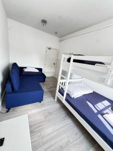 Fotografie z fotogalerie ubytování 5 Guest Room in Zone 2 - Willesden Green v Londýně