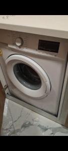 Φωτογραφία από το άλμπουμ του Luxury furnished 1BHK apartment Maria Vista στο Άμπου Ντάμπι