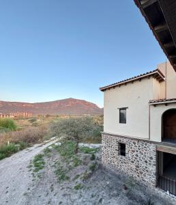 Cảnh núi rừng hoặc tầm nhìn ra núi từ nhà nghỉ B&B +22 ảnh