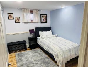 Φωτογραφία από το άλμπουμ του Beautiful 2 Bedroom Suite σε West Hempstead