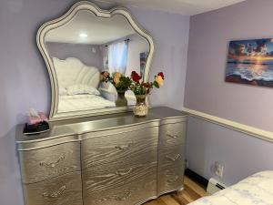 Φωτογραφία από το άλμπουμ του Beautiful 2 Bedroom Suite σε West Hempstead +35 φωτογραφίες