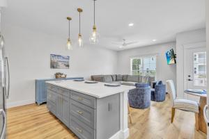 Φωτογραφία από το άλμπουμ του 200 Olive Shell Court σε Hilton Head Island