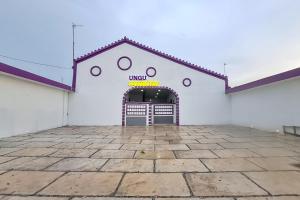 Το κτήριο όπου στεγάζεται  το ξενοδοχείο +14 φωτογραφίες