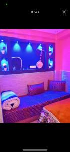 TV a/nebo společenská místnost v ubytování شقة مجهزة بي كامل مع وايفاي