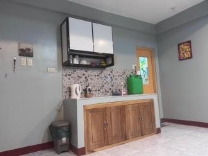 Η κουζίνα ή μικρή κουζίνα στο Peaks&Pedals Transient