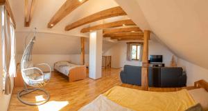 TV a/nebo společenská místnost v ubytování Holiday home in Trzisce - Kranjska (Krain) 54981