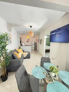 Köök või kööginurk majutusasutuses San Juan Oasis C3 Centrally located in front of the airport