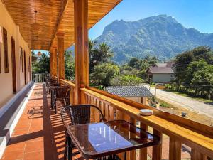 En generel udsigt til bjerge eller udsigt til bjerge taget fra hotellet