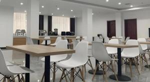 Restaurace v ubytování GreenTree Inn Express Xuzhou Pizhou Tiefu Town Bus station.