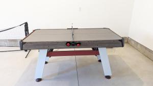 Stolní tenis v ubytování 55962 Wood Duck Dr home nebo okolí + 36 fotografií