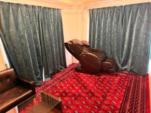 Khu vực ghế ngồi tại SUN PALACE Fussa