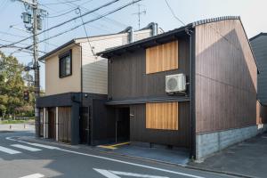 Bygningen som villaen ligger i