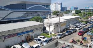 Επισκέπτες που μένουν στο Popular Muang Thong Thani Condo, Building T9, Floor 4, Room 36