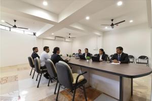 Konferenční prostory v ubytování Oriva Siddharth Corporate - Vavol, Gandhinagar