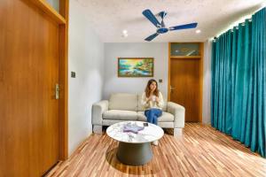 Posezení v ubytování Oriva Siddharth Corporate - Vavol, Gandhinagar