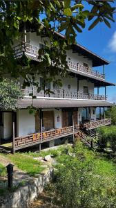 Το κτήριο όπου στεγάζεται  ο ξενώνας