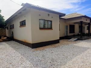 Το κτήριο όπου στεγάζεται  το δωμάτιο σε οικογενειακή κατοικία