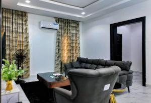 Fotografie z fotogalerie ubytování Dwellux Apartment v destinaci Rubuchi