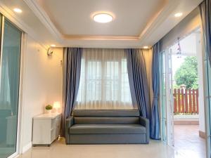 Ảnh trong thư viện ảnh của Luxury Private Cozy warm house ở Ban Khlong Prawet