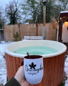 Το Gesztenyeház vendégház a Dunakanyarban fürdődézsával τον χειμώνα