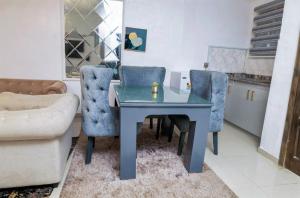 Posezení v ubytování Blueline Apartments & Suites